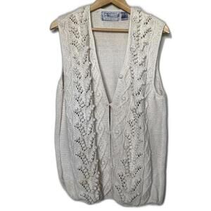 Vintage Cream Knitted Vest with‎ Button Closure